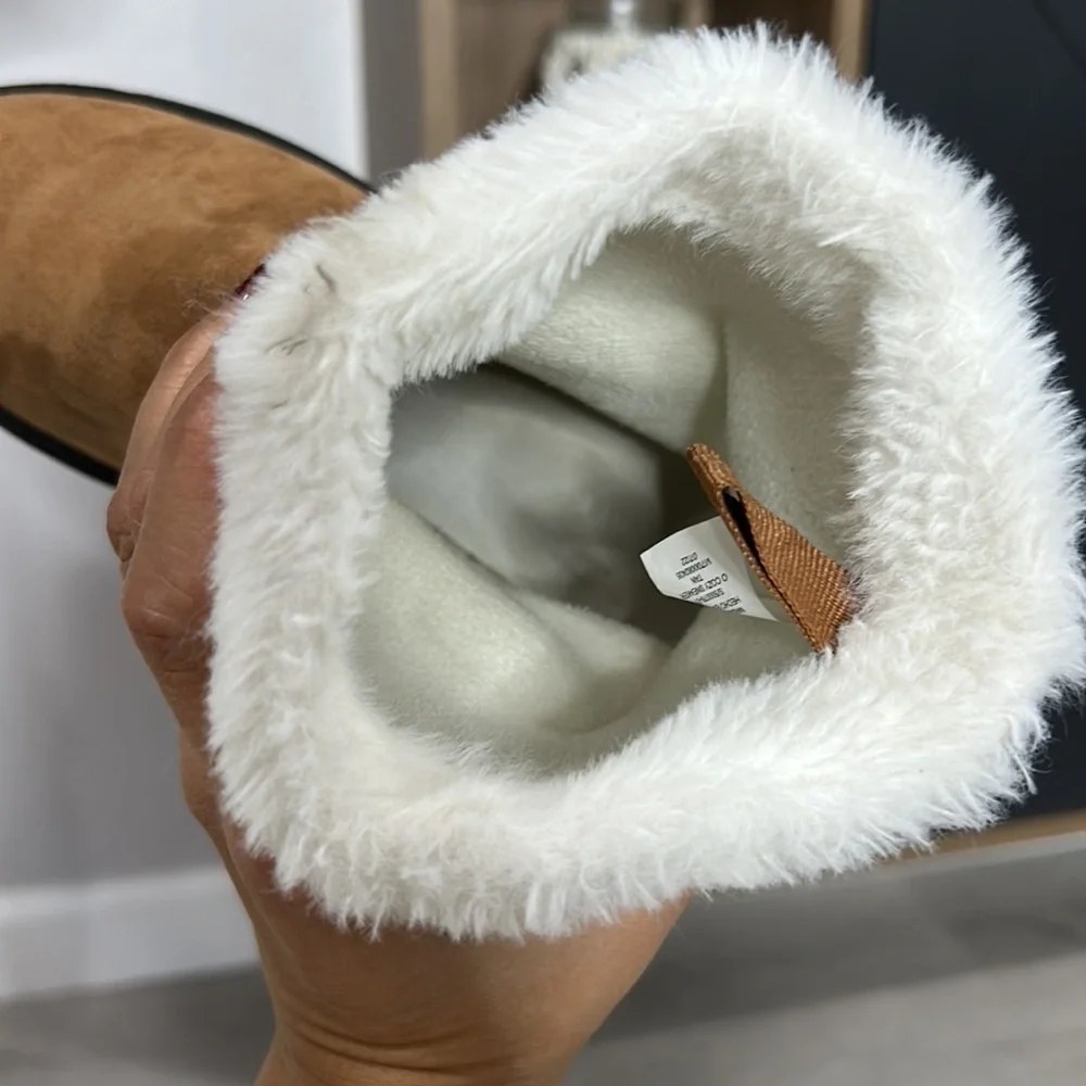 Old navy • girls faux suede faux fur lined boots